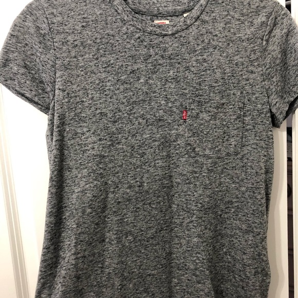 Levi’s grey tshirt - Picture 2 of 5